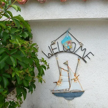 Starshine & Lighthouse Apartment *