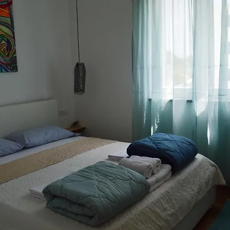 Starshine & Lighthouse Apartment