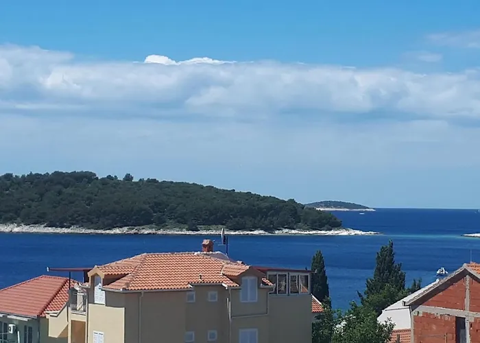 Starshine & Lighthouse