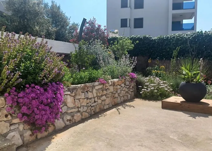 Starshine & Lighthouse Rogoznica (Sibenik-Knin)